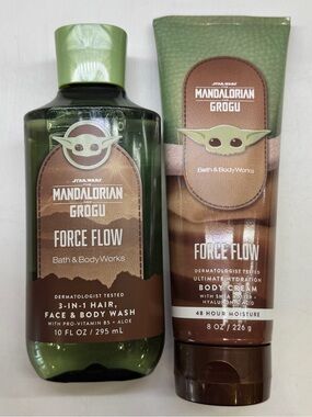 Bath & Body Works Mandalorian Grogu Force Flow Hair & Body Set - Green, Brown